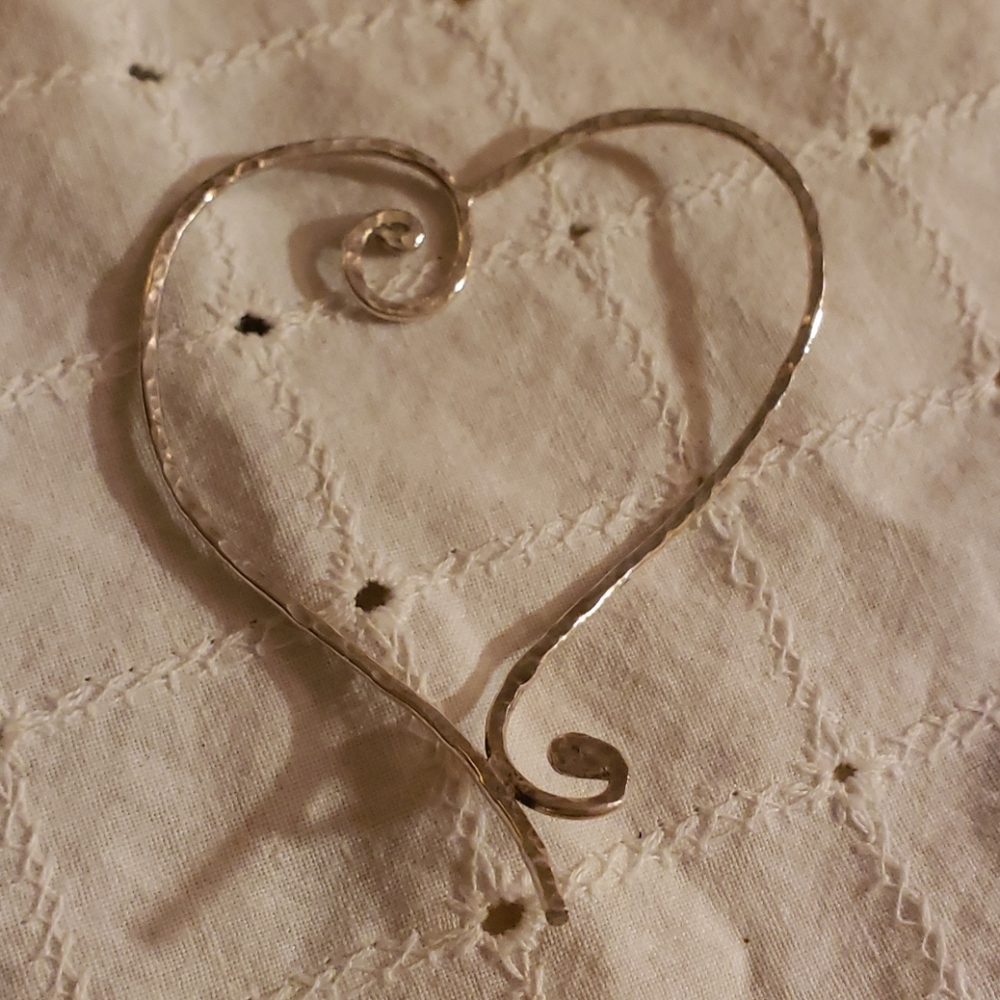 Large Hand Hammered Sterling Silver Heart Pendant - Picture 2 of 4